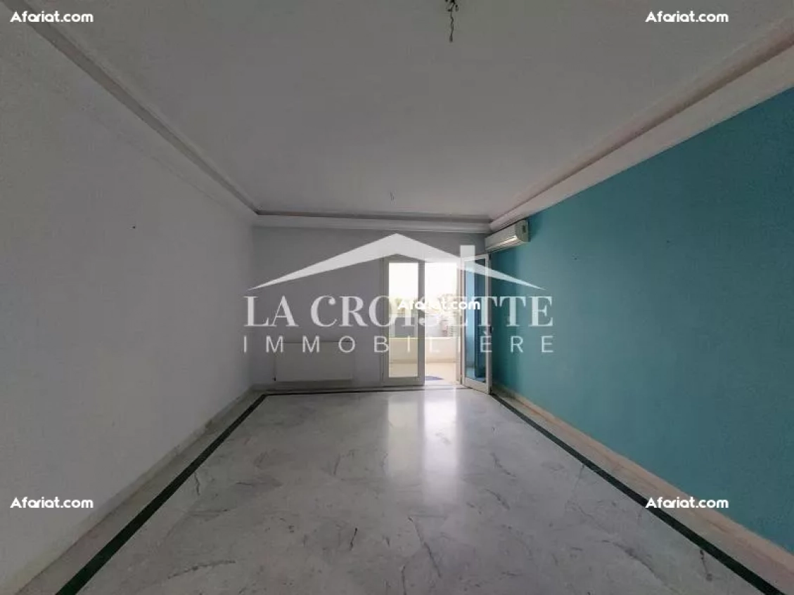 Appartement S+3 à La Soukra MAL1472