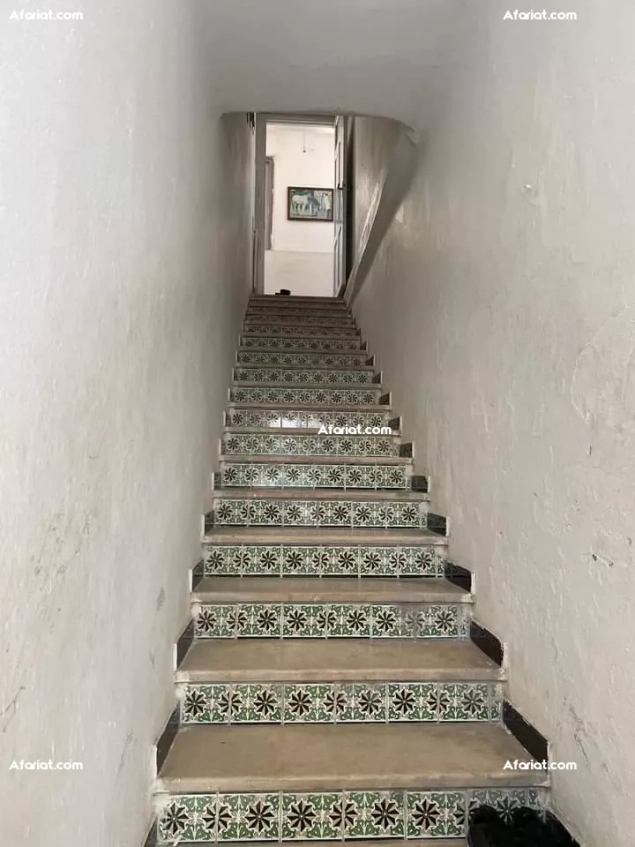 طابق أول للبيع