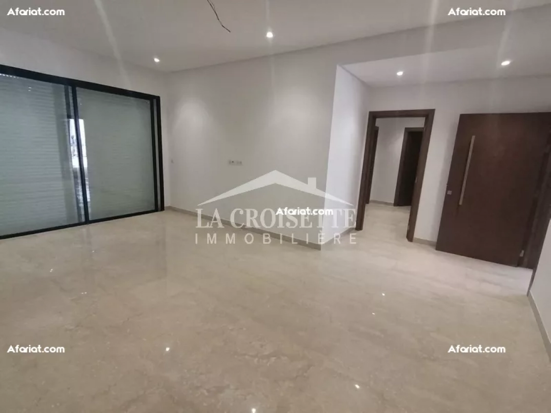 Appartement S+3 à La Soukra ZAV1436