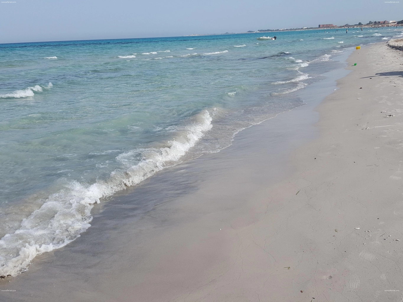 Terrain au bord de la plage d’ezzahra Kélibia