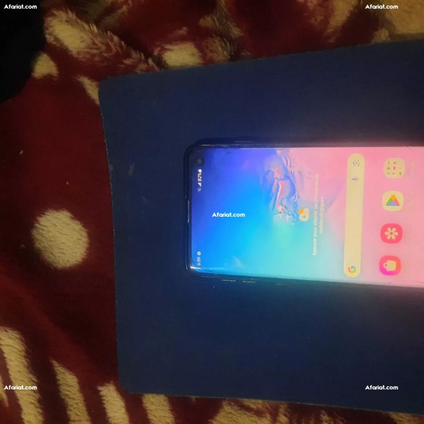 Samsung galaxy s10 en trés bon etat a vendre