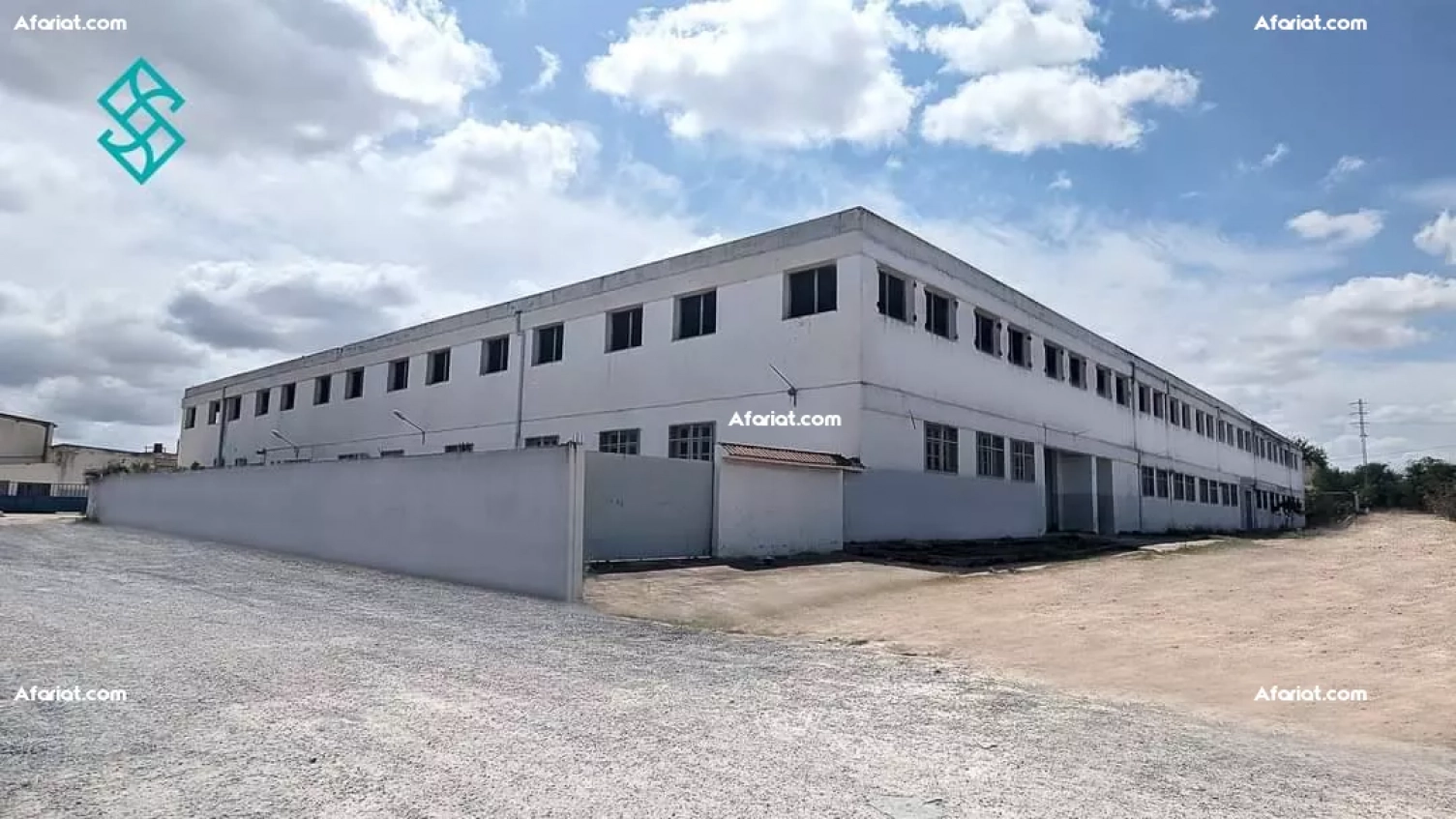 location usine 5000m2 a fouchena
