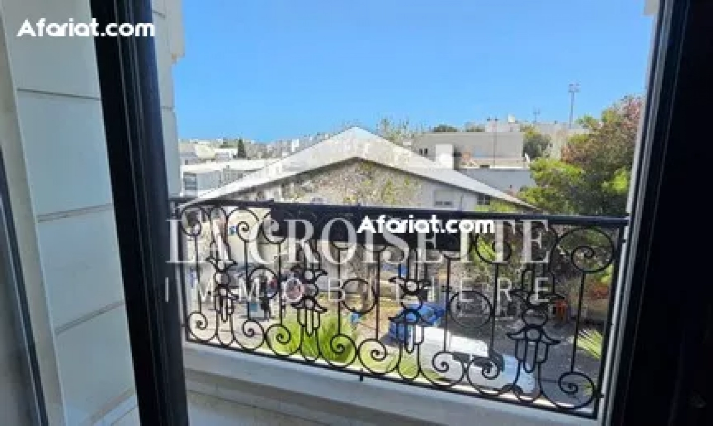 Appartement S+3 meublé à La Marsa MAL1021