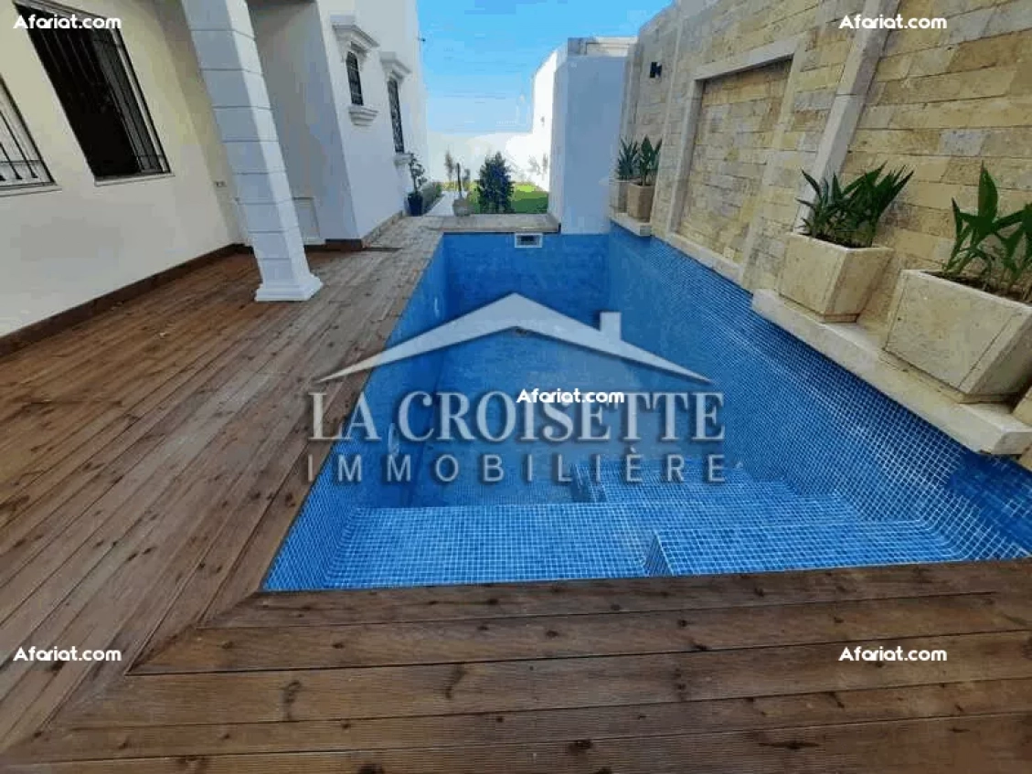 Appartement S+4 avec jardin et piscine à La Soukra MAL2145