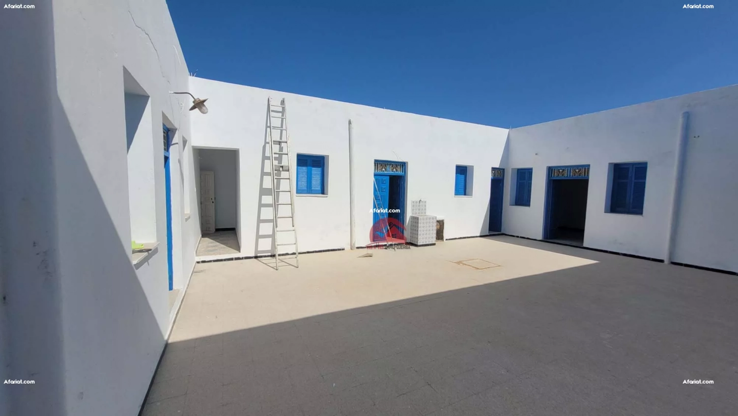 HOUCH TYPIQUE À VENDRE À HOUMT SOUK DJERBA ZU - RÉF H708