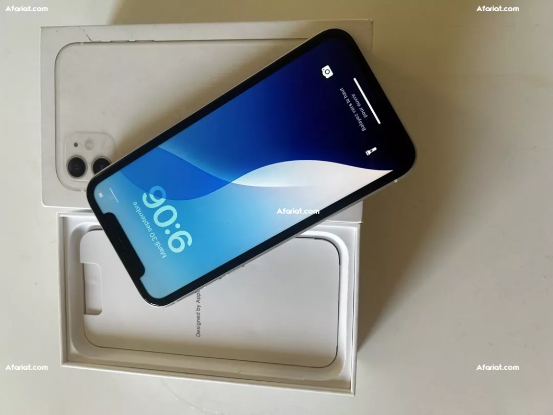 iPhone 11 WHITE 