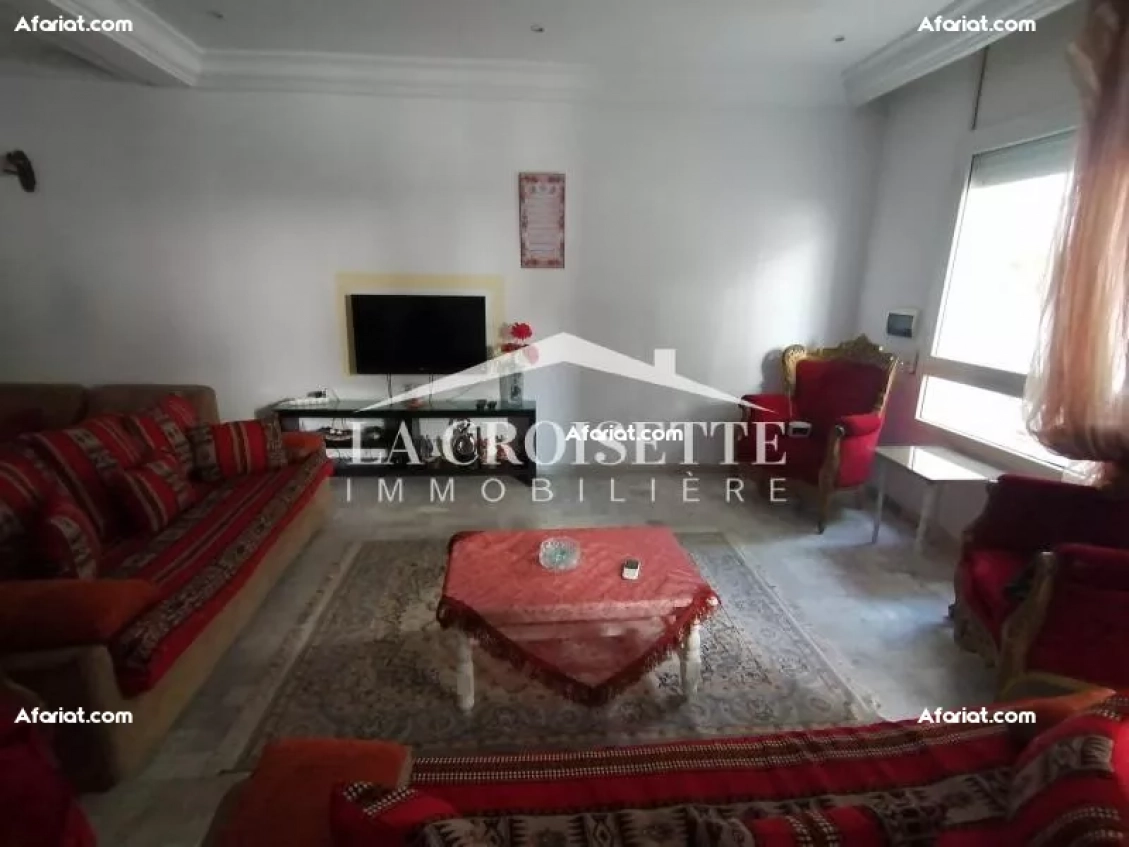 Duplex S+3 avec terrasse à La Marsa MDV0162