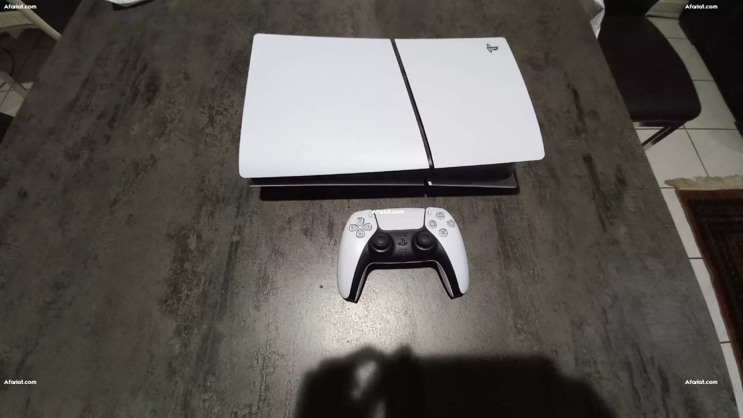 PlayStation 5 slim état neuf