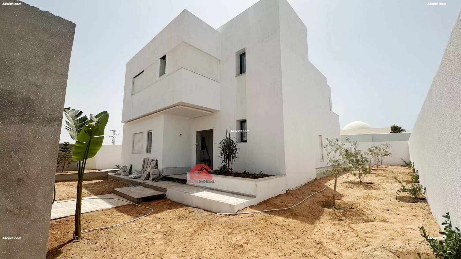 VILLA AVEC PISCINE TITRÉE  À DJERBA - RÉF V620