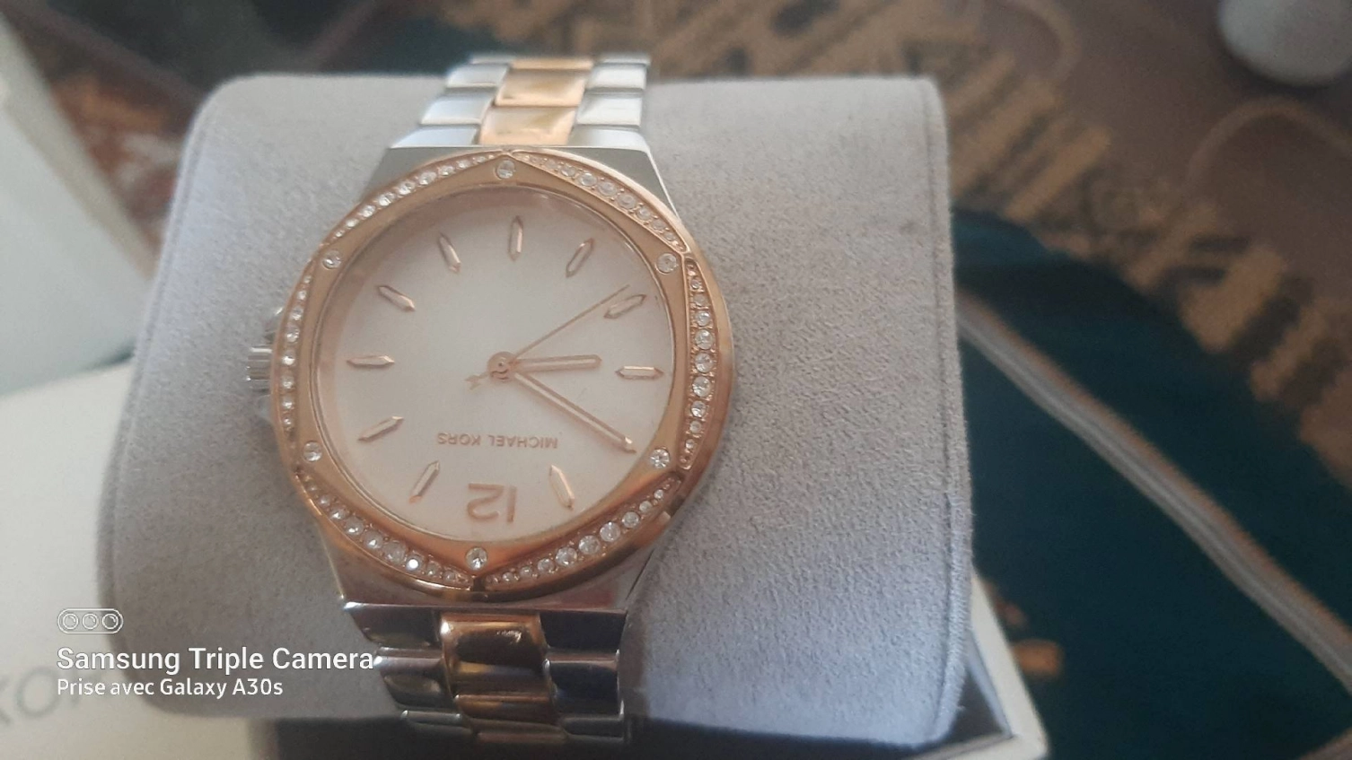 montre MK bonne état