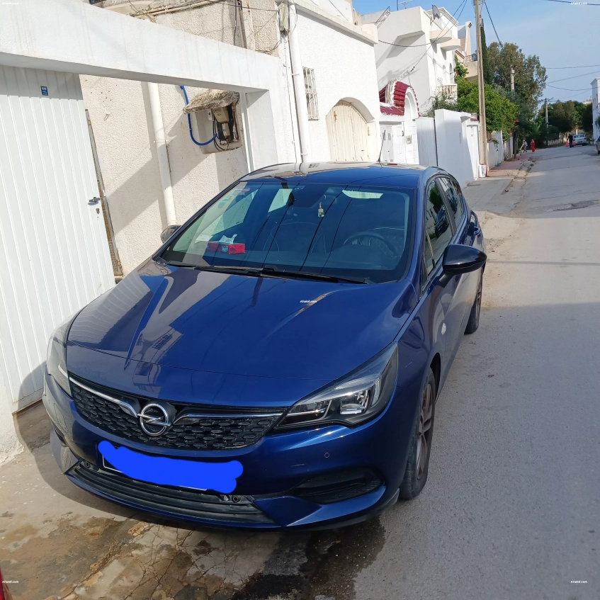 OPEL ASTRA ESSENCE