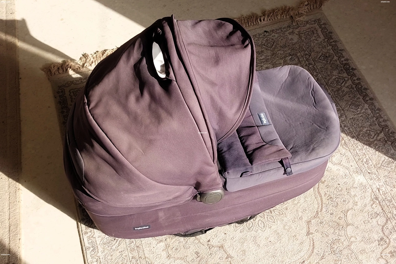 Landau pour bébé bleu