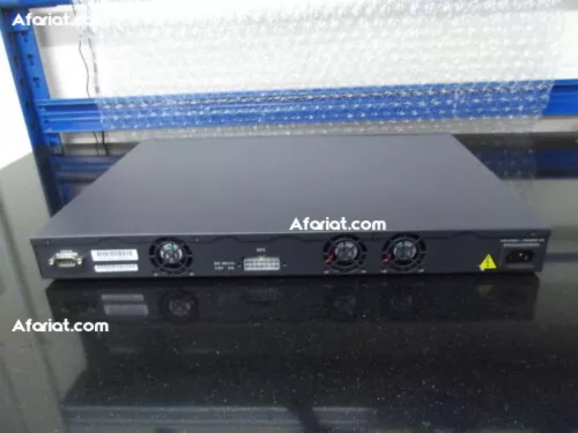 Switcheur Dell PowerConnect 3348 48 Port Ethernet Switch