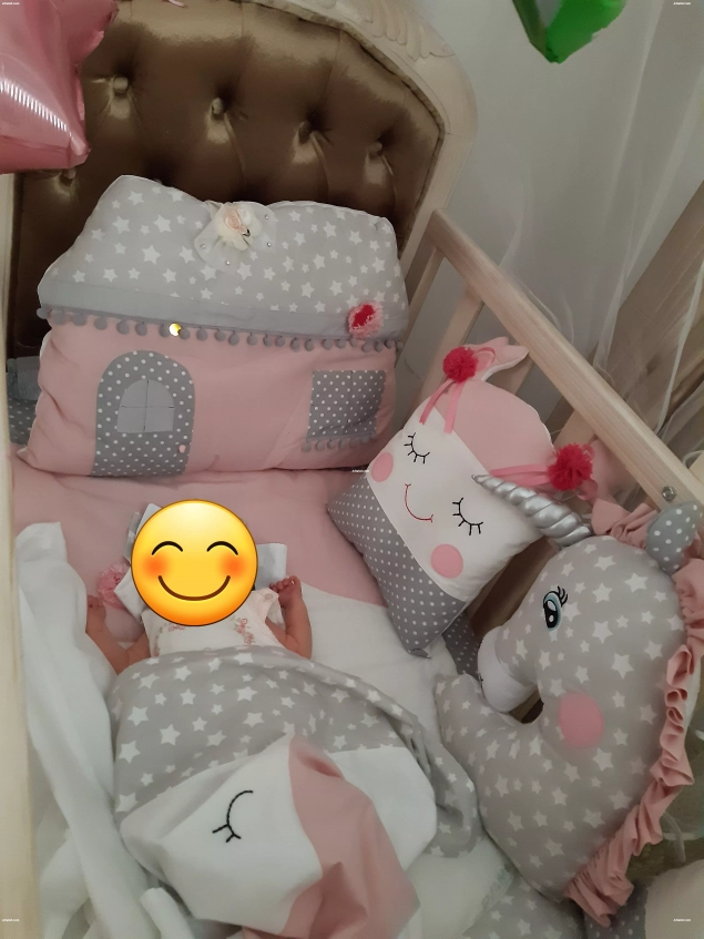 Llit matelas et trosso bébé