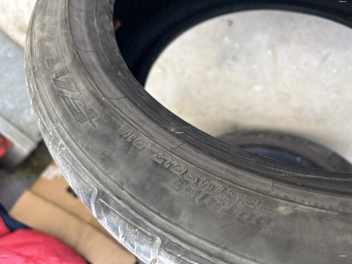 Pneu marque falken