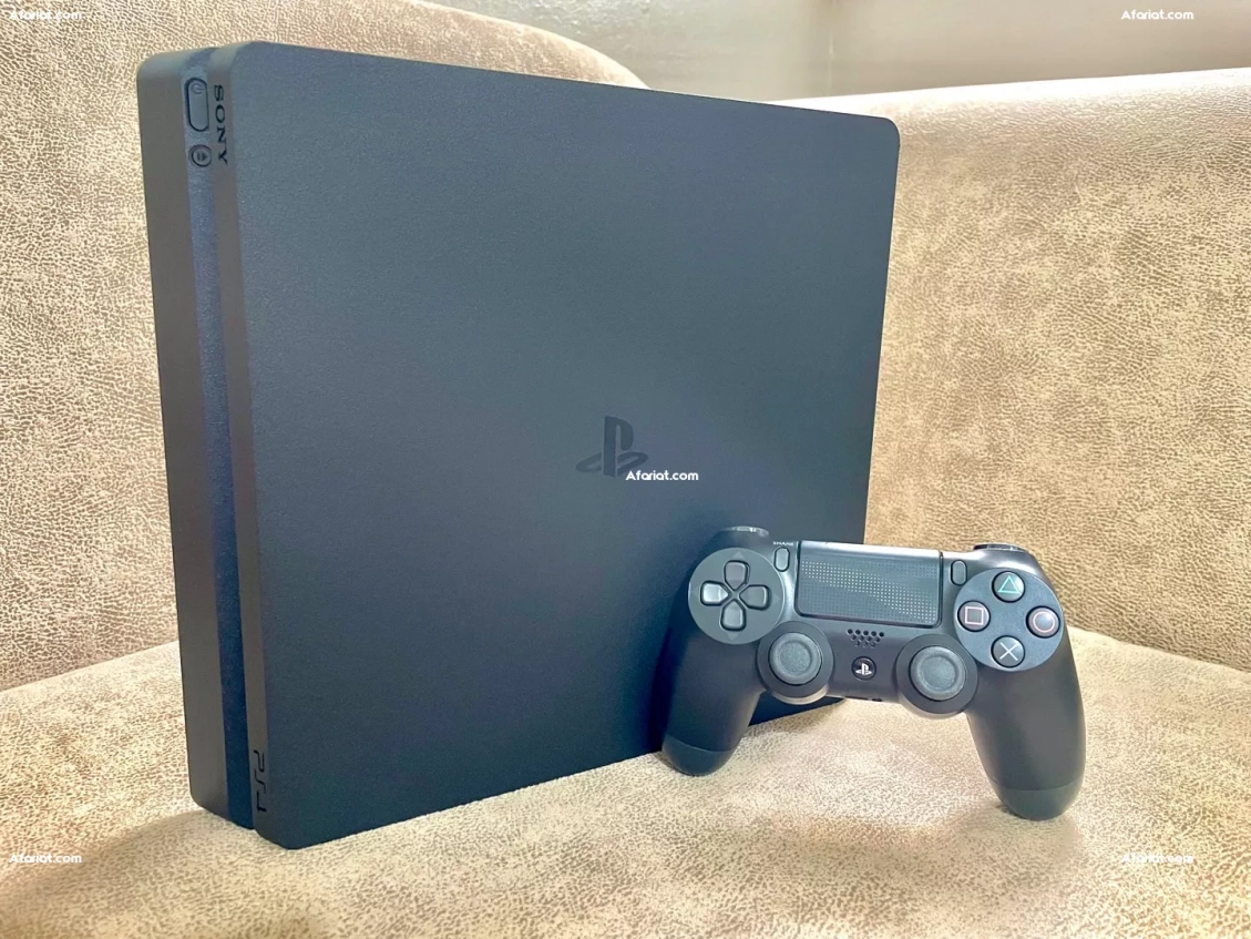 Playstation 4 Slim