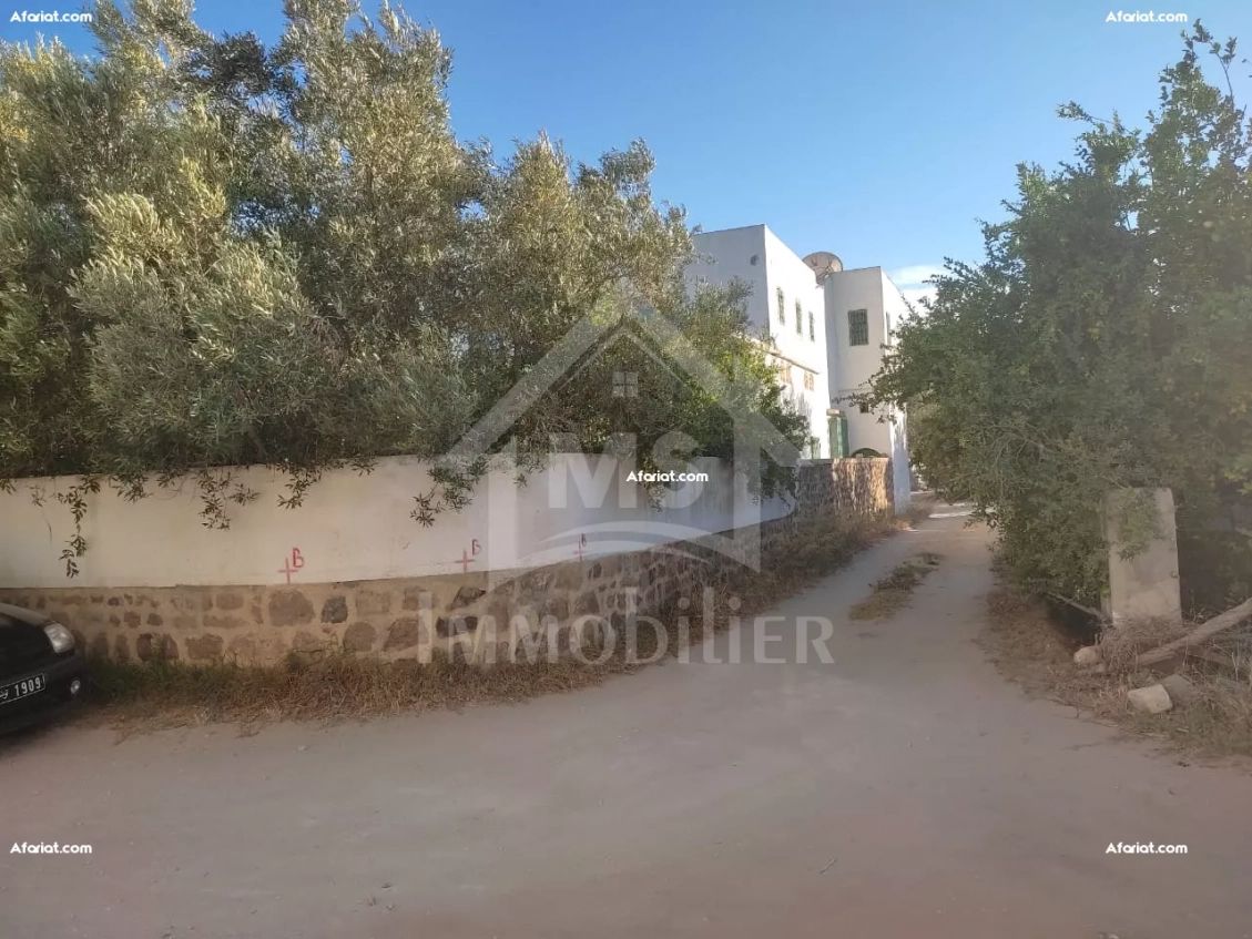 à vendre un terrain 480m² à HAMMAMET