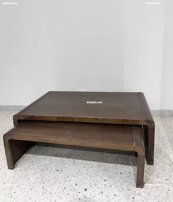 trois tables