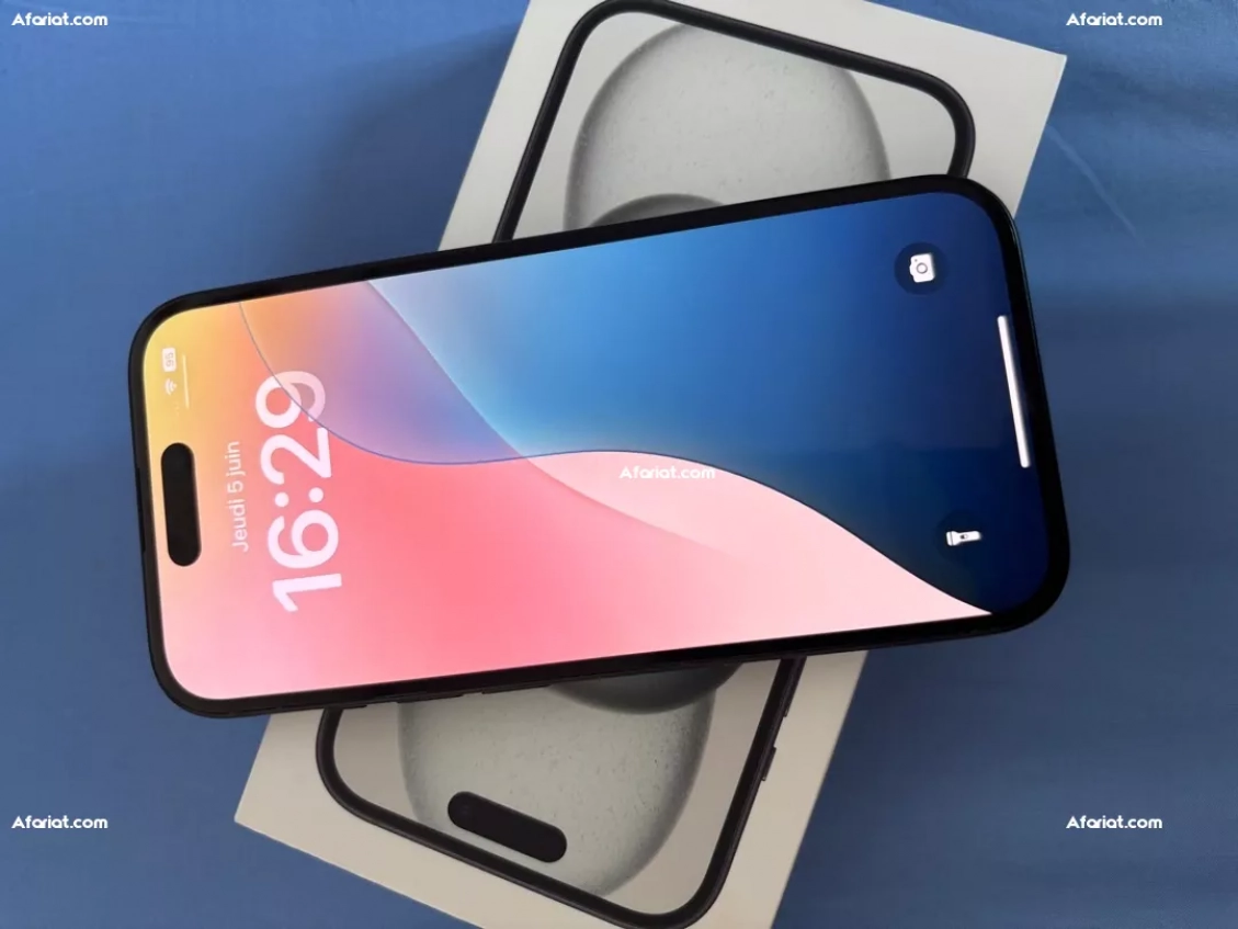 iPhone 15 importé sajelni excellent état