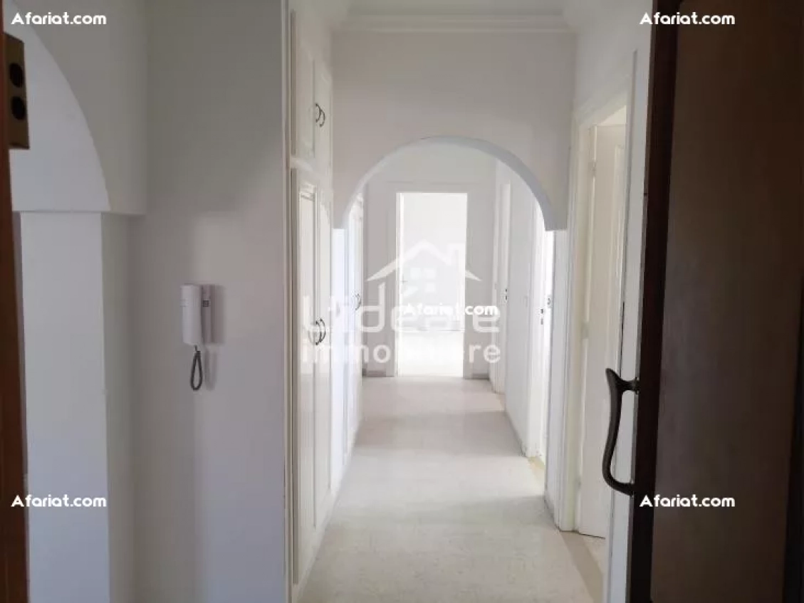 Installez votre bureau dans un emplacement idéal à Hammamet