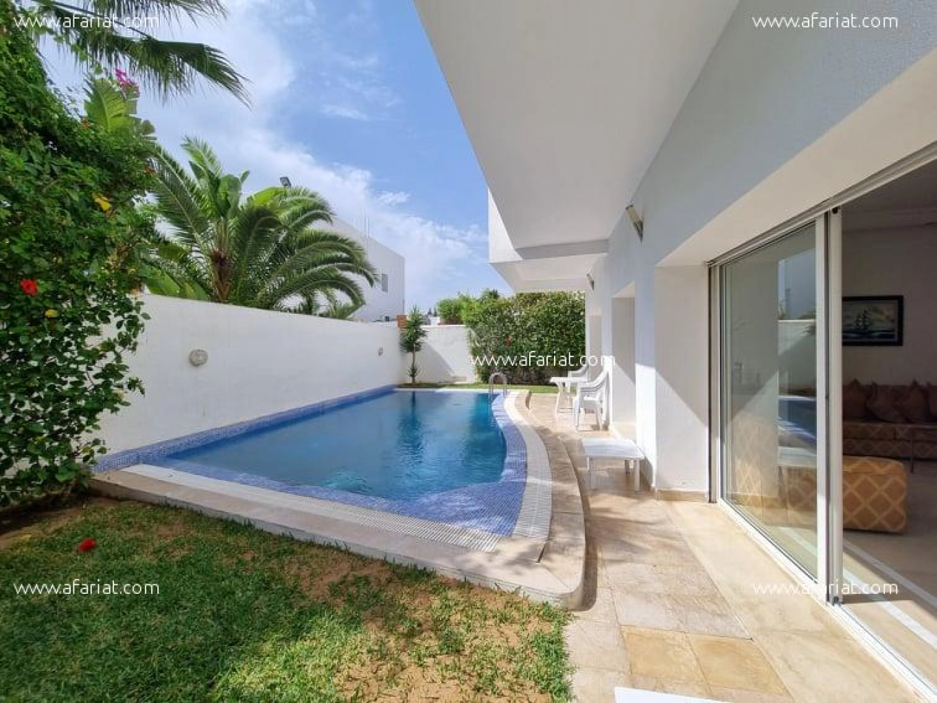 Villa EMNA (Réf: V2427)