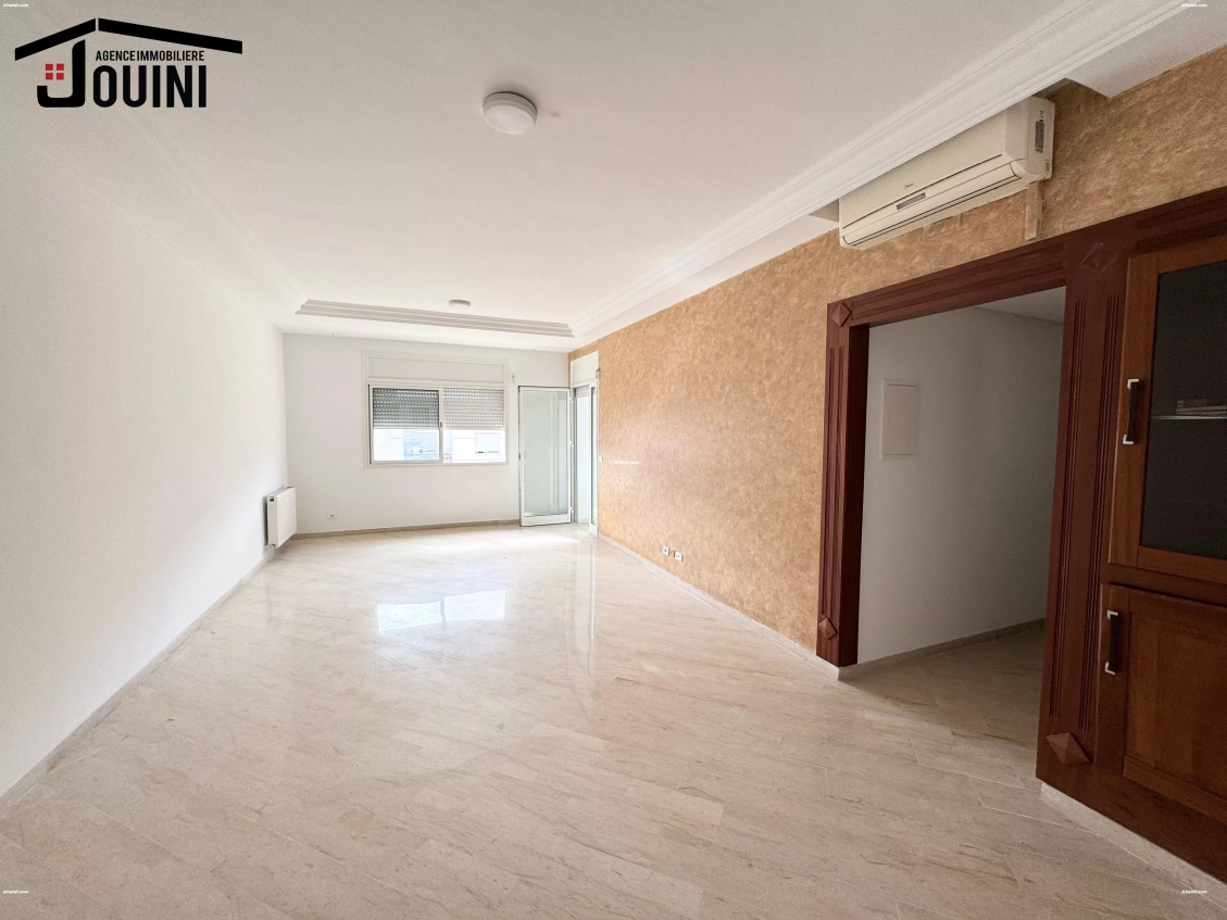 Appartement S4 À El Wahat Aouina