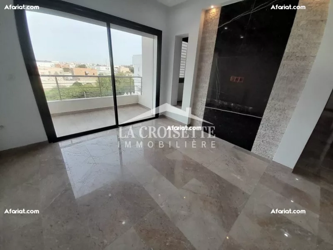 Appartement S+3 à La Soukra MAL0784