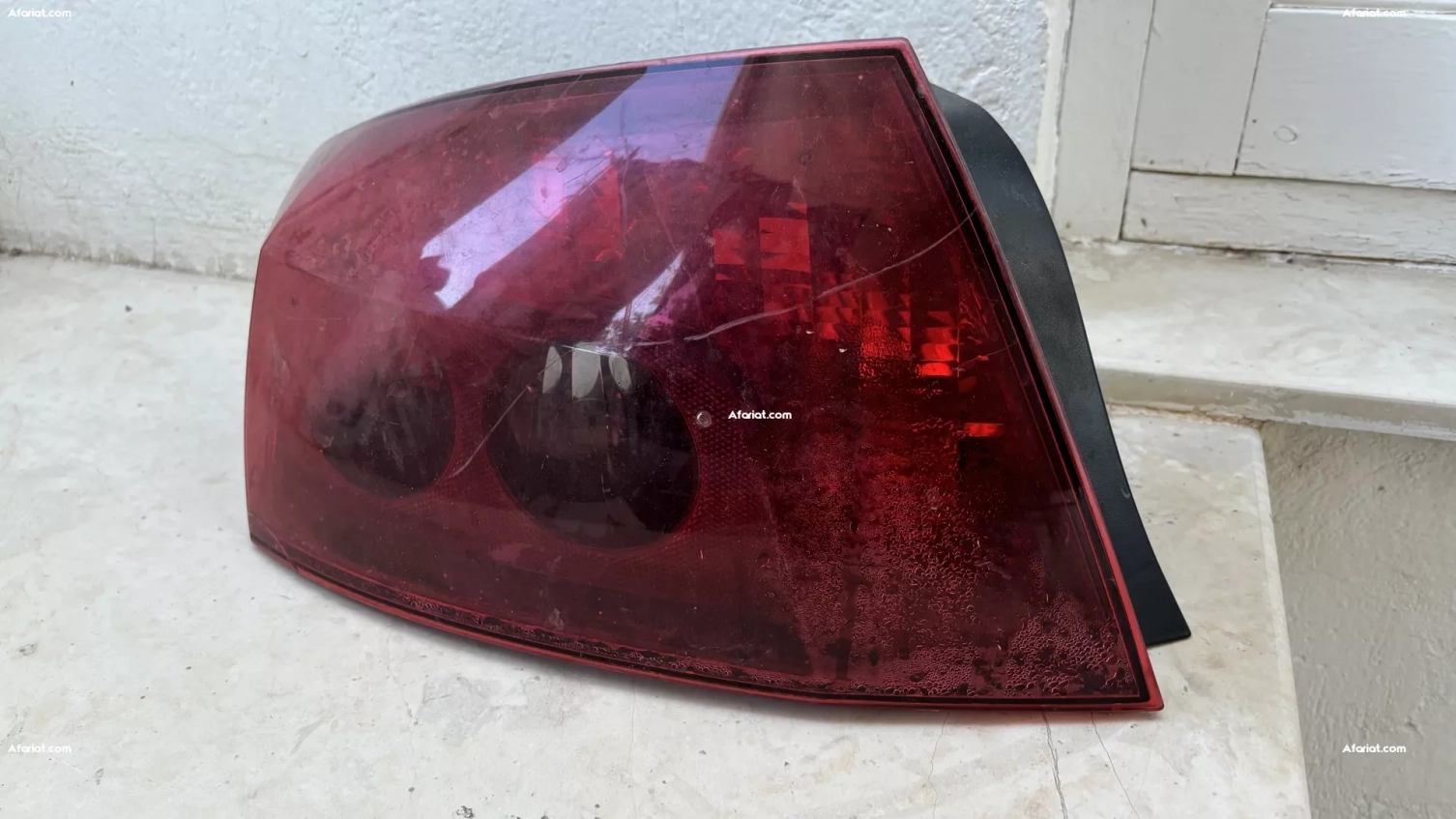 feu arrière peugeot 407