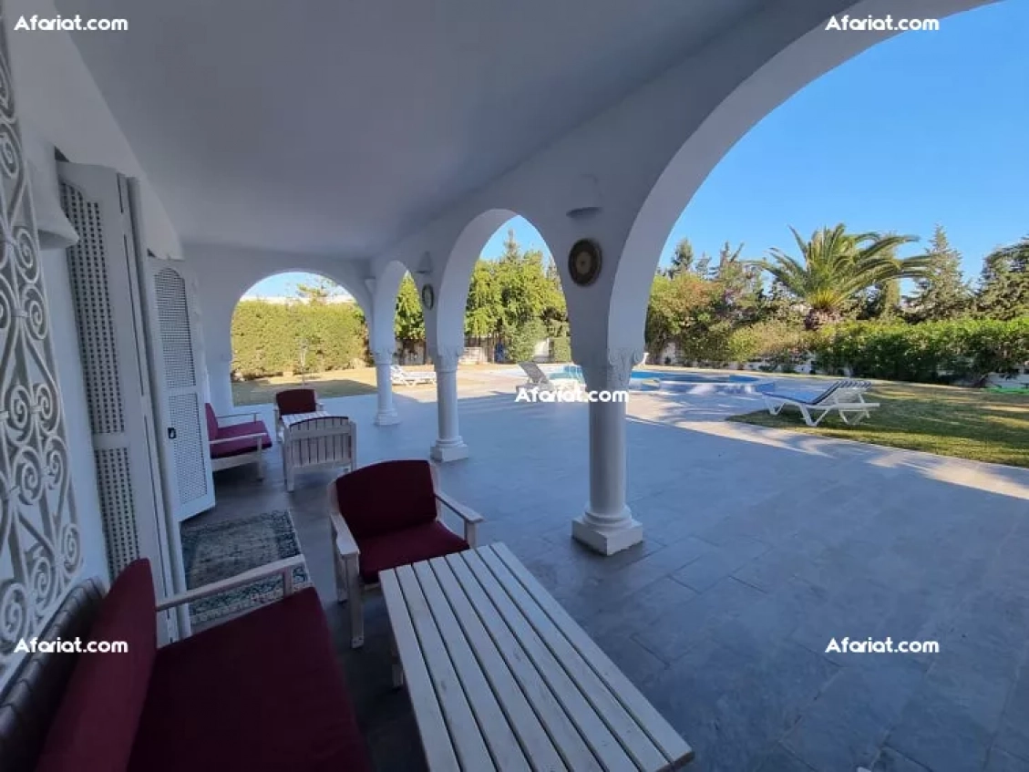 Villa VERDOYANTE (Réf: V2490)