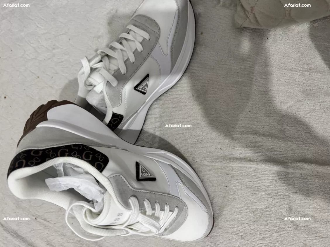 chaussures guess