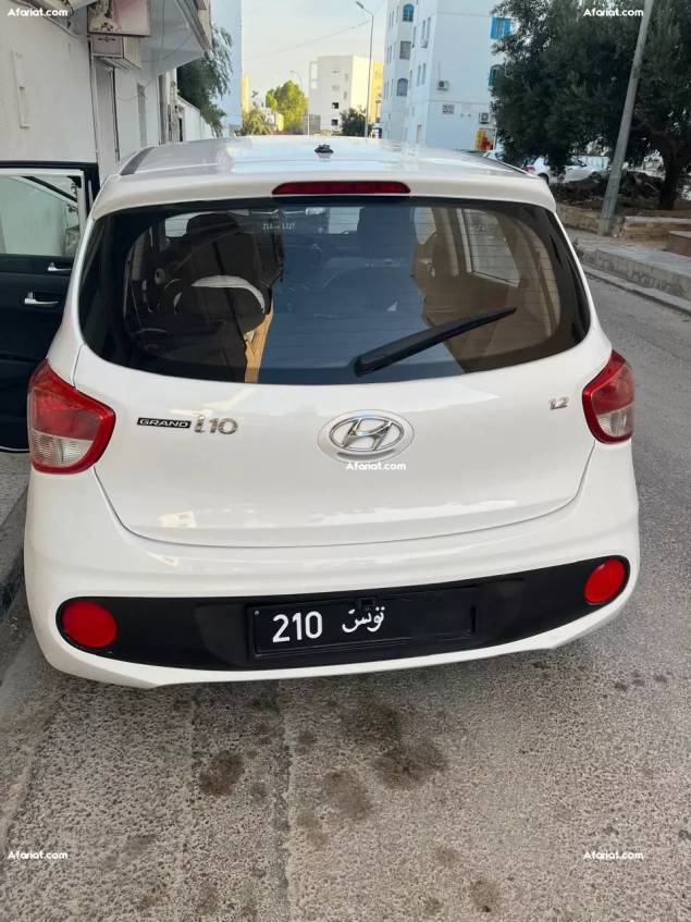 À vendre une voiture Hyundai grand i10