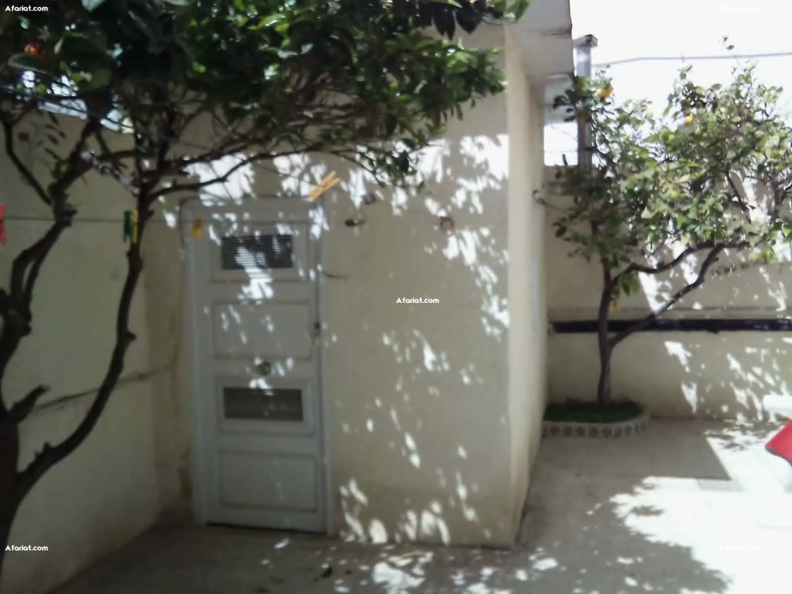 Rdc d une villa au kram est