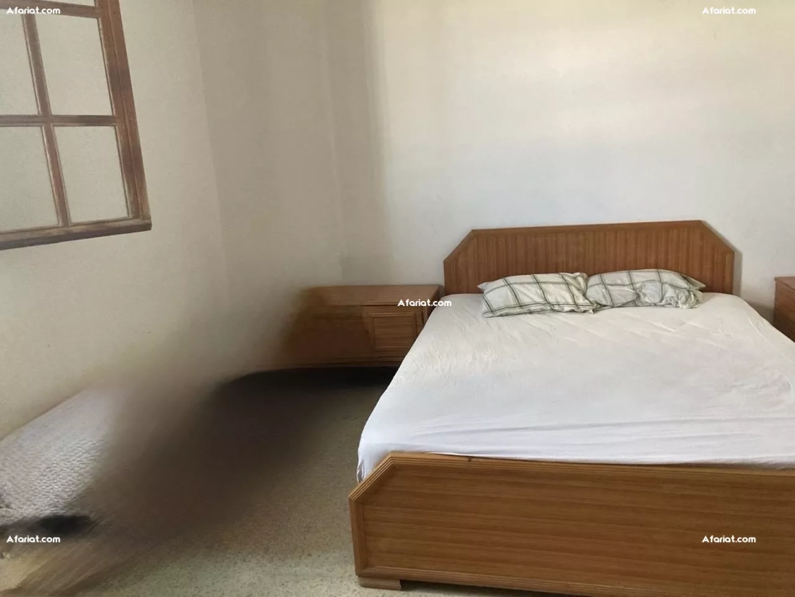 chambre à coucher en bois de roses