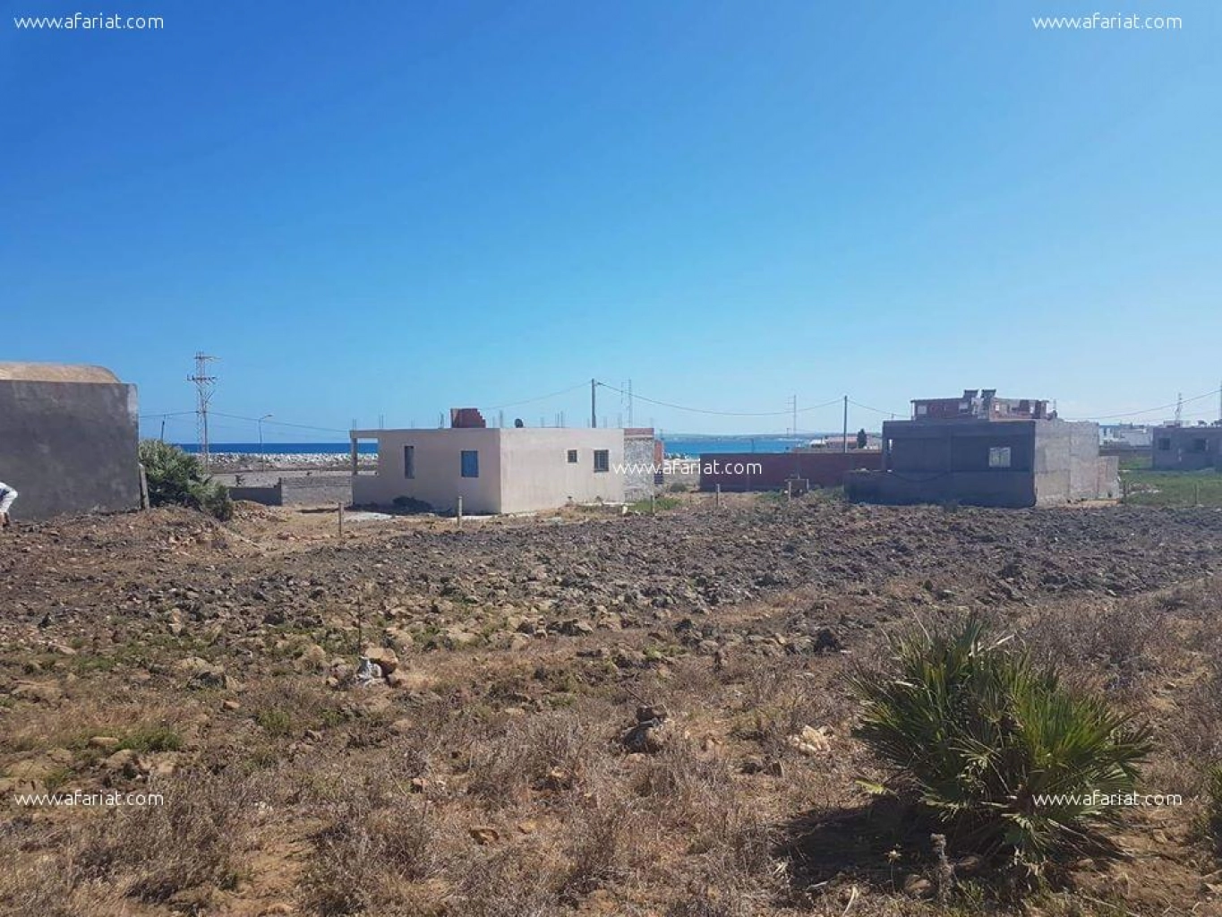 terrain vue sur mer