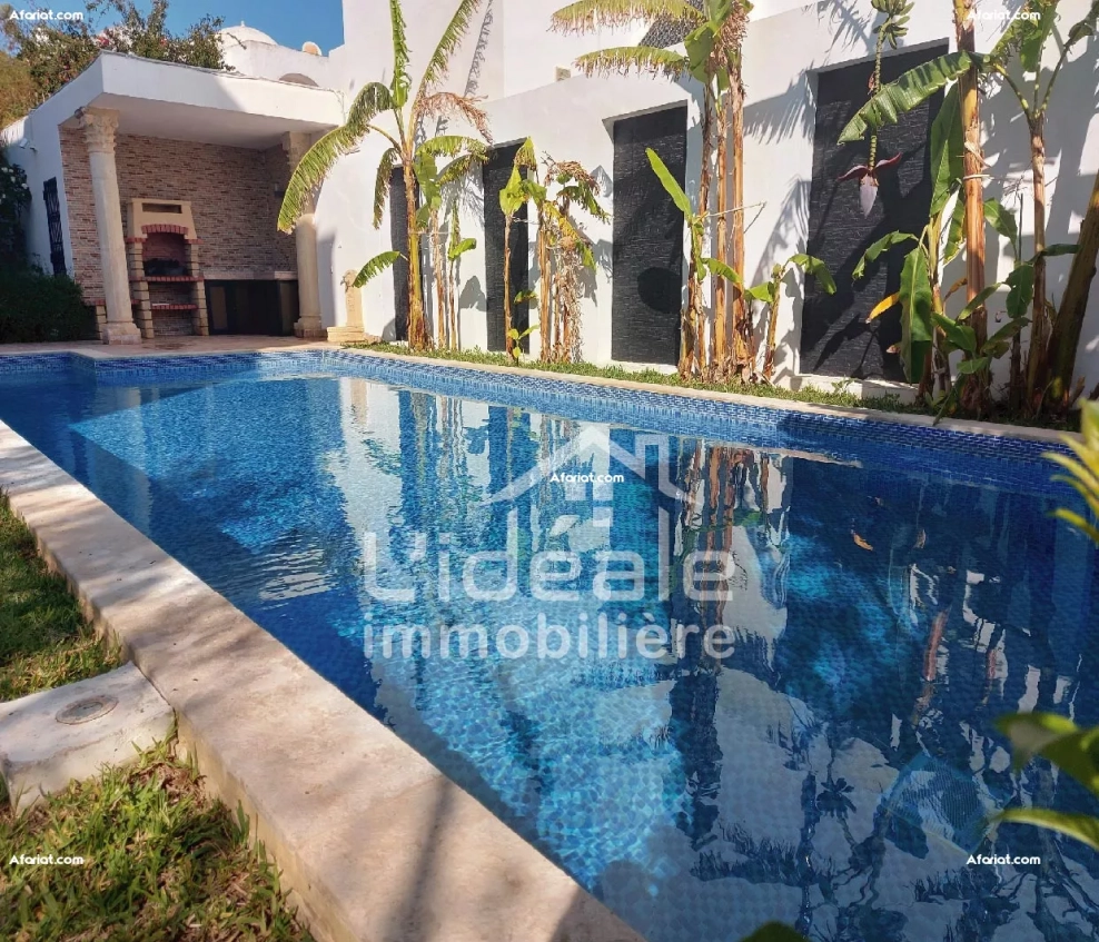 Superbe villa avec piscine privée à Hammamet