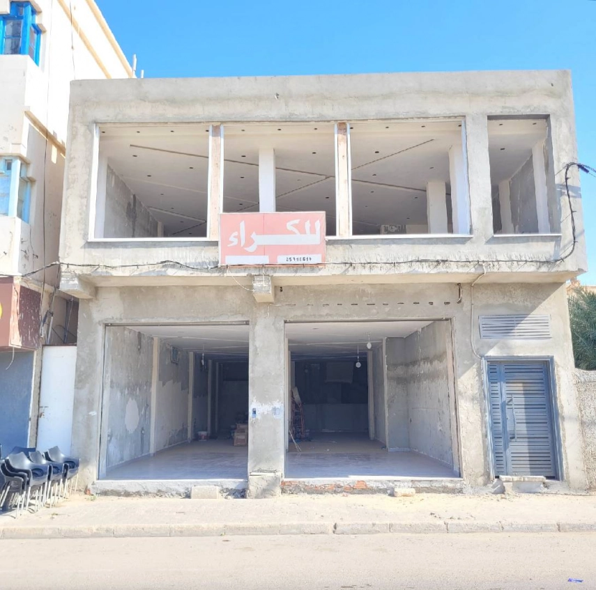 À louer : local commercial spacieux en plein centre de Gabès