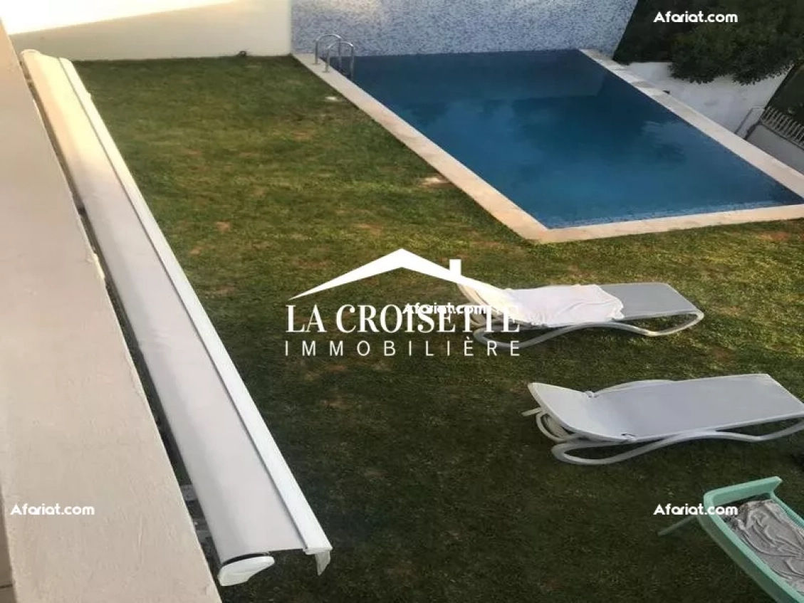 Rez-de-chaussée de villa S+4 avec piscine à Gammarth ZRCL029