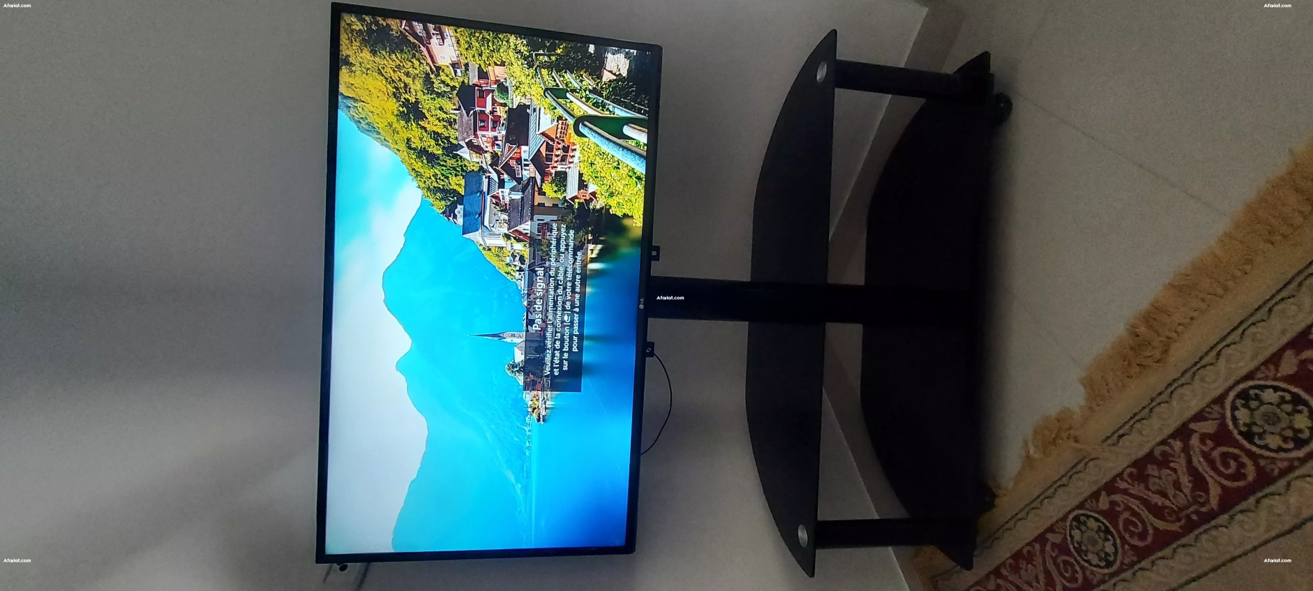 TV LG WEB OS 43" UHD 4K avec Table