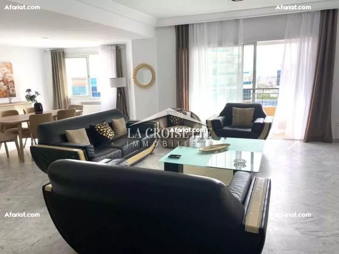 Appartement S+3 avec chambre de service meublé au Lac 2 MAL1016