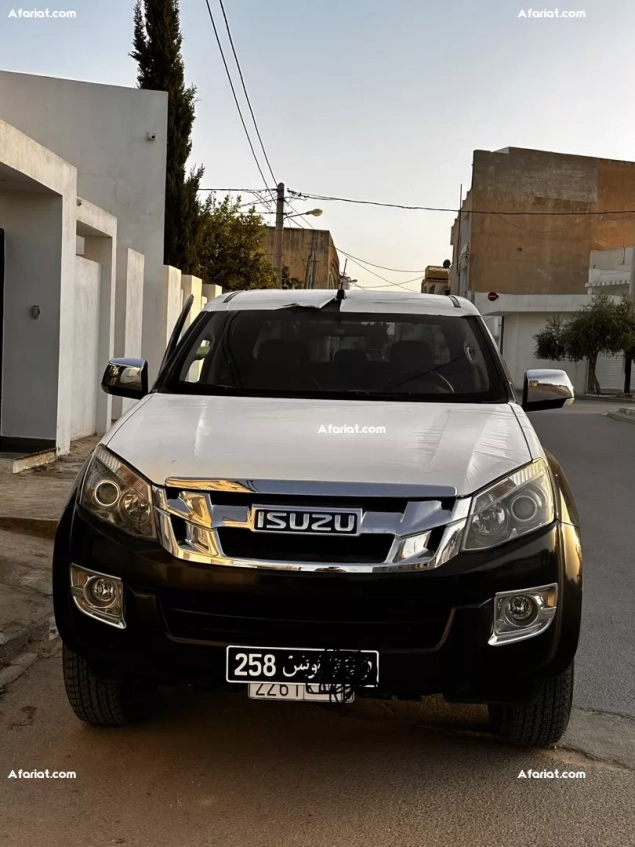 Dmax isuzu (num 28815915)