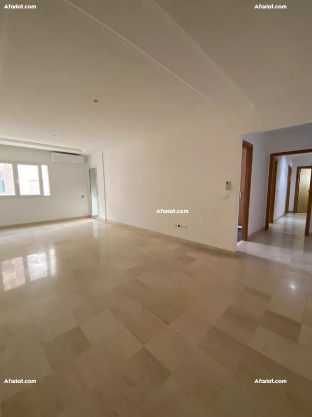 A vendre appartement S2 La Soukra