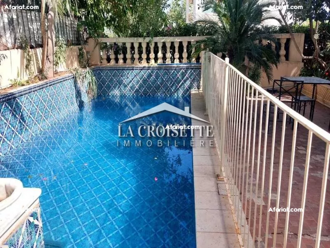 Une charmante villa S+3 avec piscine à Carthage  MVL0371
