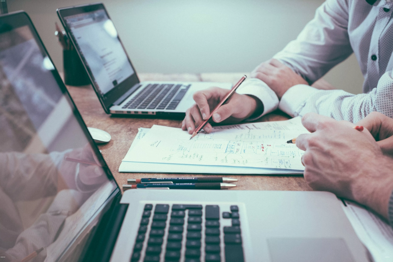 R A F - Comptable financier - Contrôleur de gestion