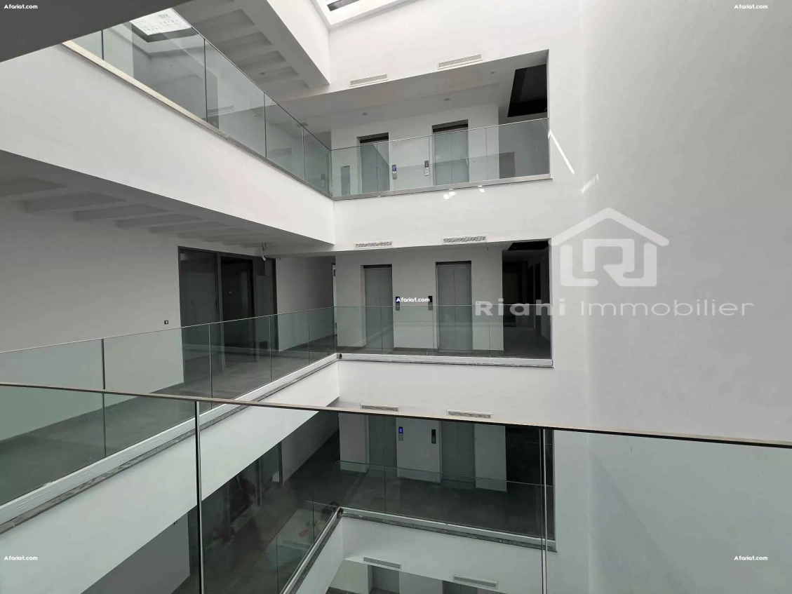 Pour la location un cabinet dans un centre medical H+1