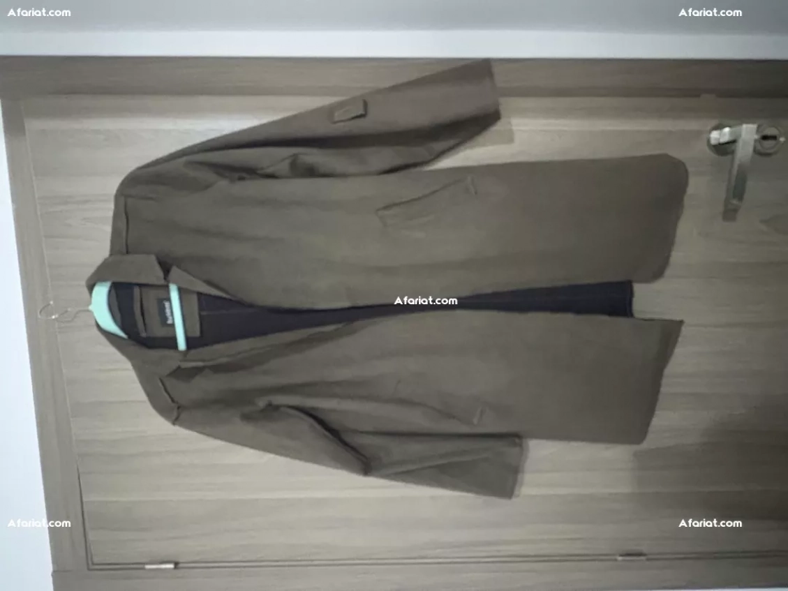 vend vêtements peu portés