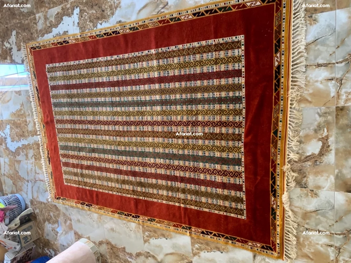 Superbe tapis tissé main en Turquie