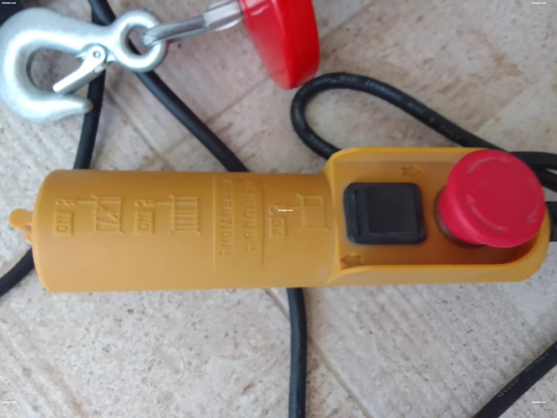 Palan électrique 900W