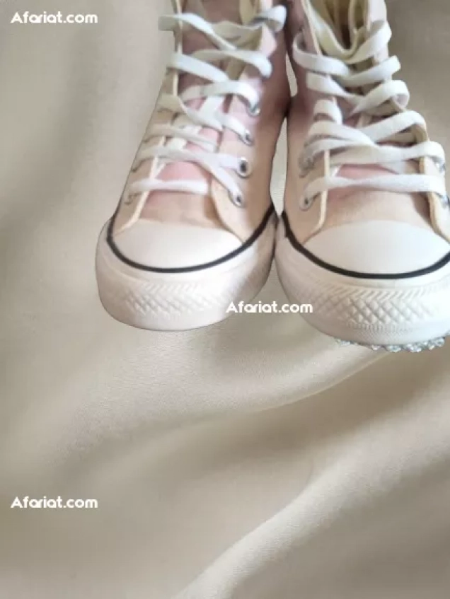 Converse pointure 38 nos 9aspa tel96353583