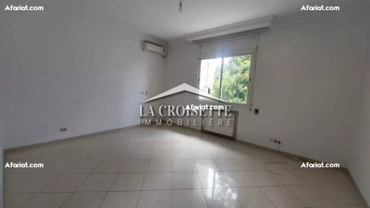Appartement S+4 à La Marsa MAL1019