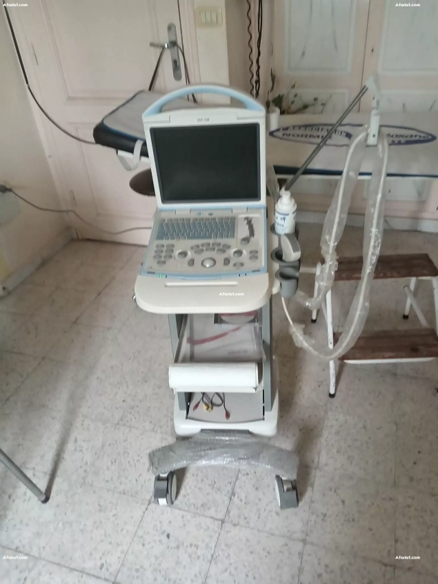 Écho Mindray DP‑10 بحالة ممتازة مع Chariot وSonde Convex 2–6 MHz